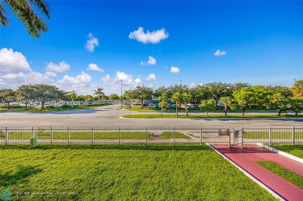 505 Nw 177th St - Photo 12