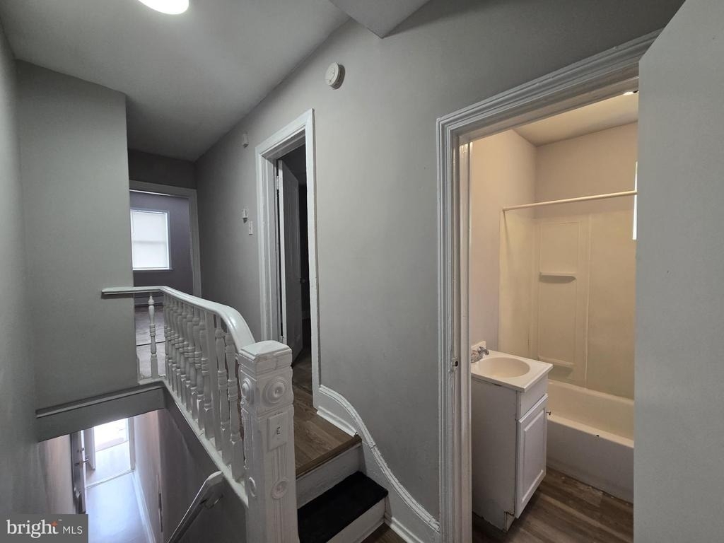 3047 Frankford Avenue - Photo 9