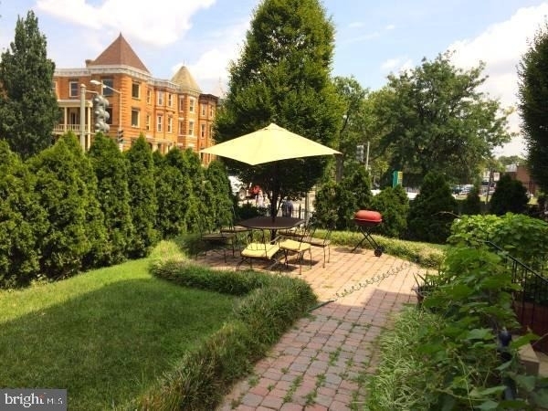 1300 Kenyon Street Nw - Photo 8