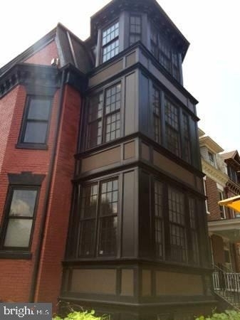 1300 Kenyon Street Nw - Photo 0