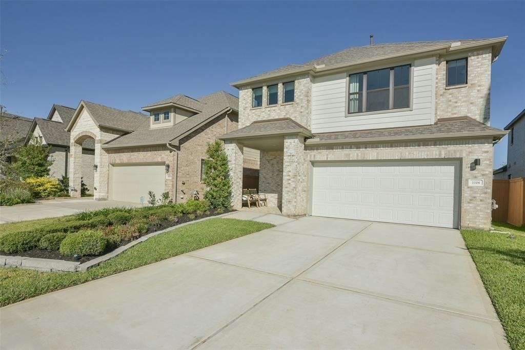 1104 Morro Bay Ct - Photo 2