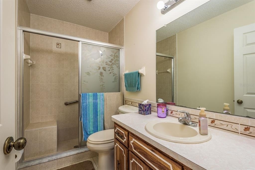 9910 Eagles Point Circle - Photo 17