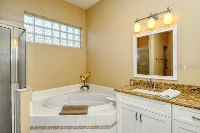9480 Forest Hills Circle - Photo 19