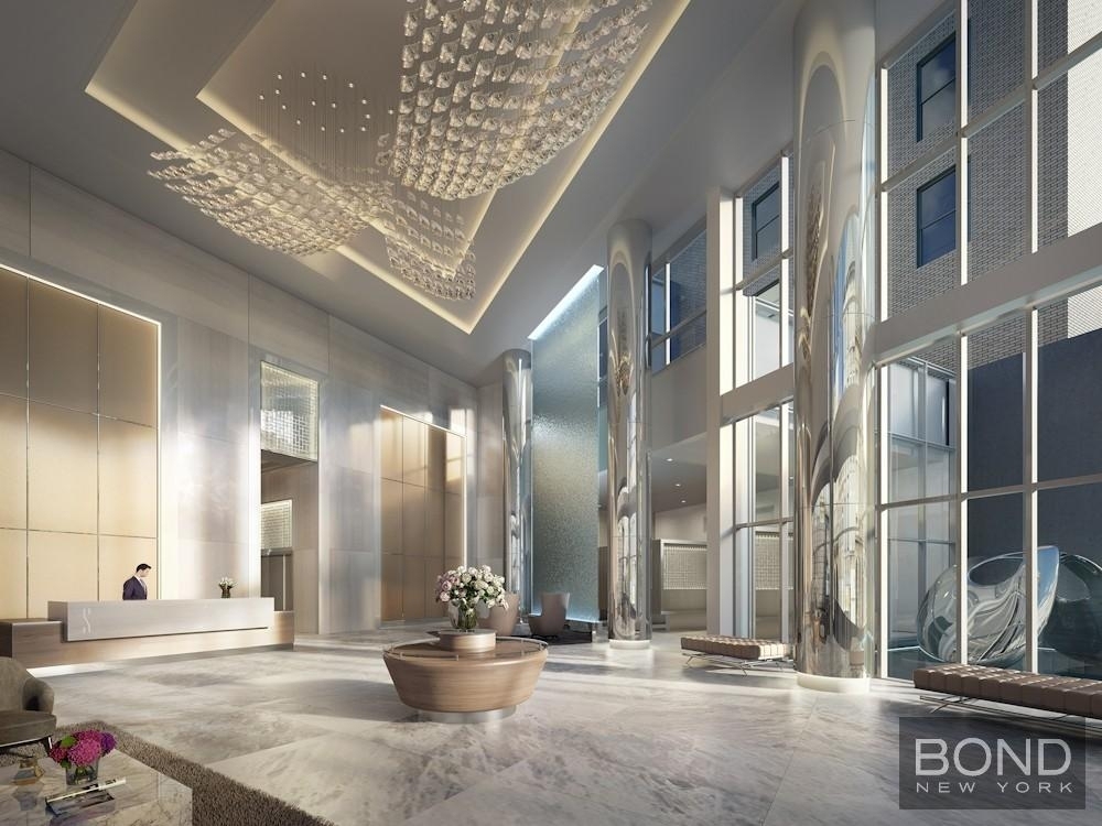 East 44th Street - Photo 13