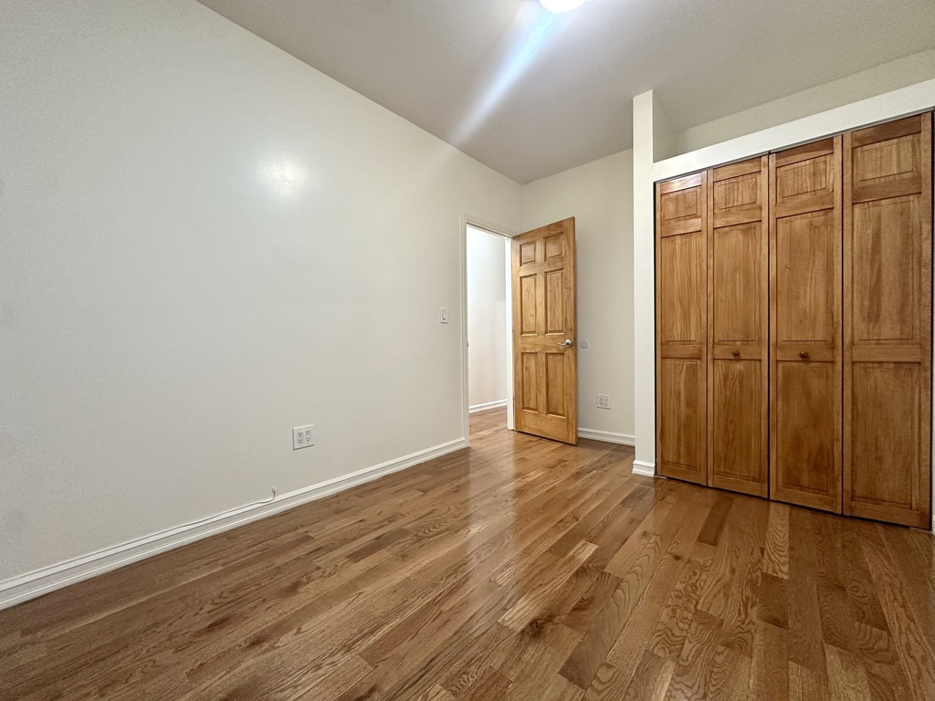 610 West 150th Street - Photo 7