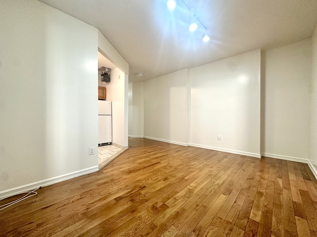610 West 150th Street - Photo 1