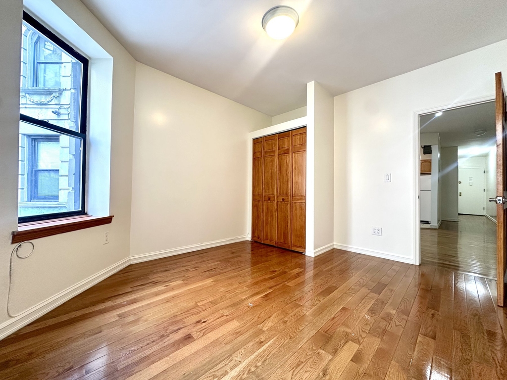 610 West 150th Street - Photo 3