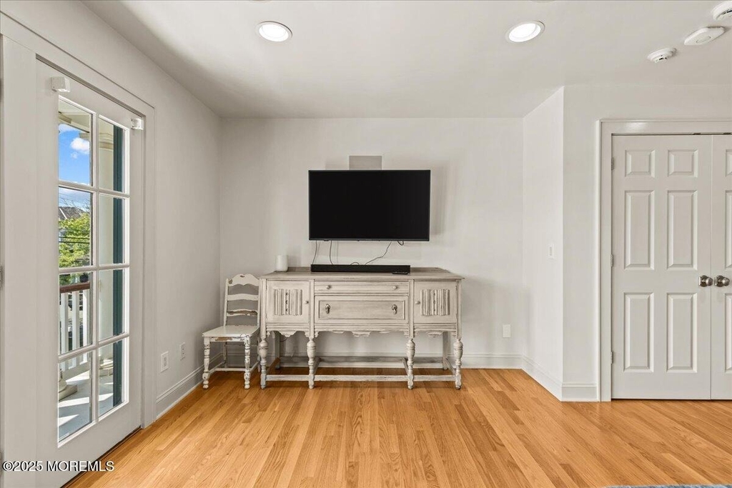 1043 Barnegat Lane - Photo 24
