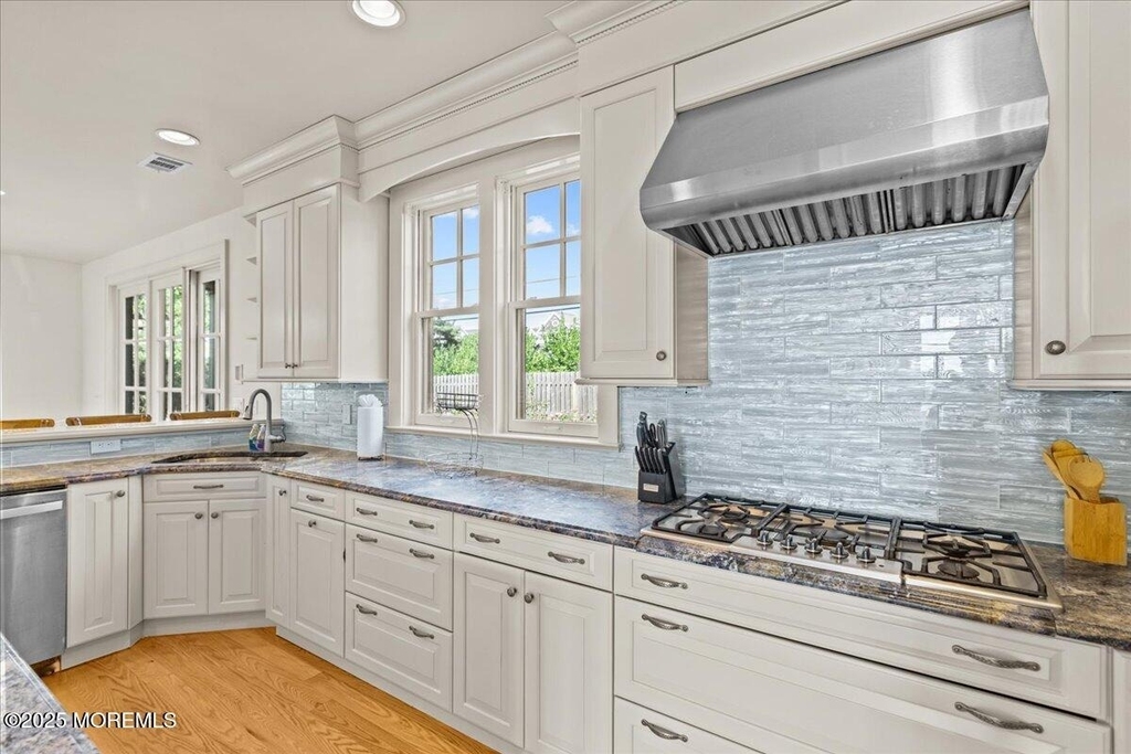 1043 Barnegat Lane - Photo 7