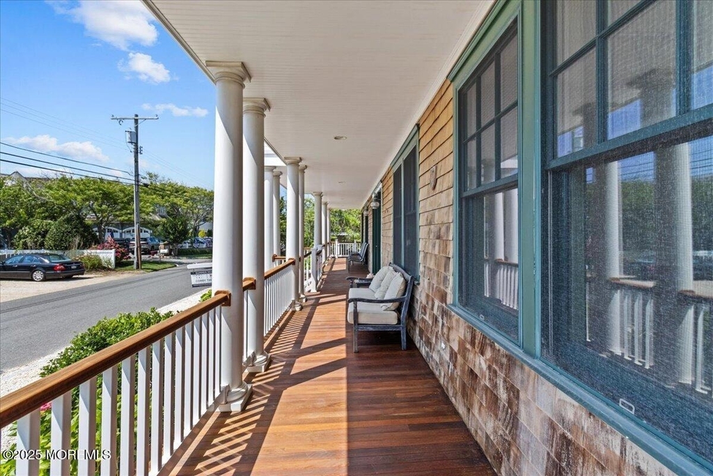 1043 Barnegat Lane - Photo 48