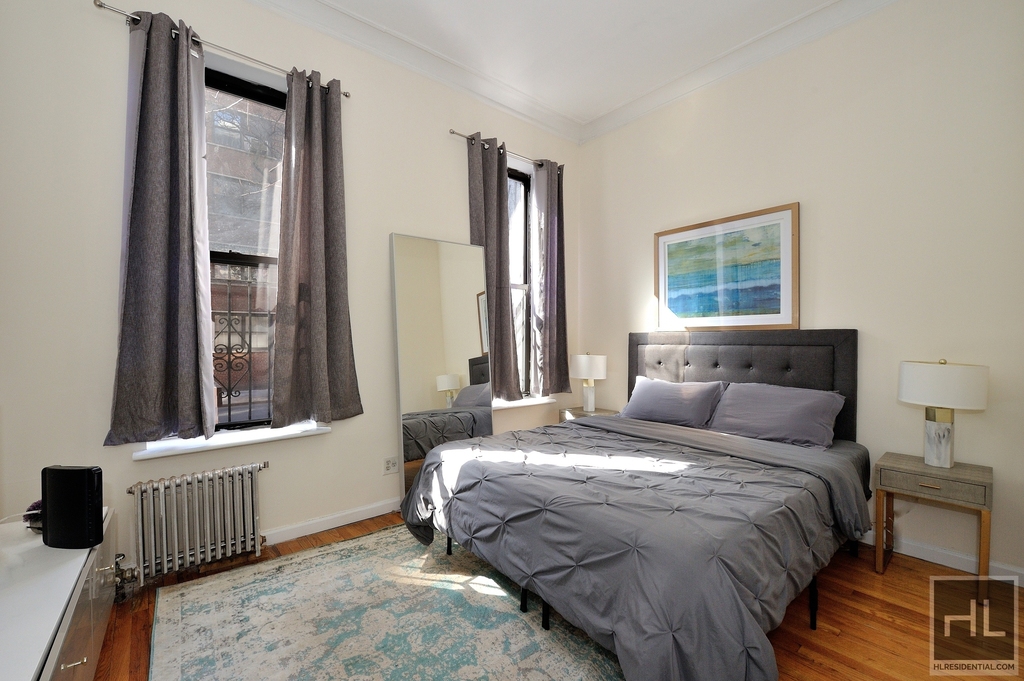 East 36 Street - Photo 13