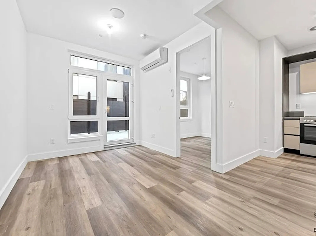 2337 Bedford Avenue - Photo 2
