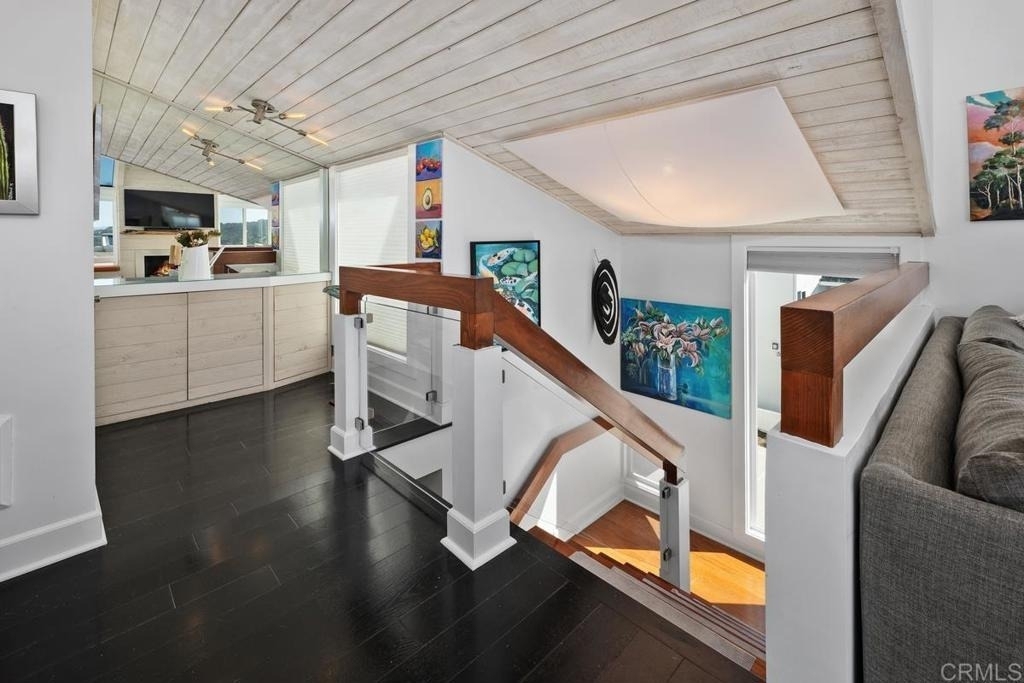 328 Shomaker Ct. - Photo 8