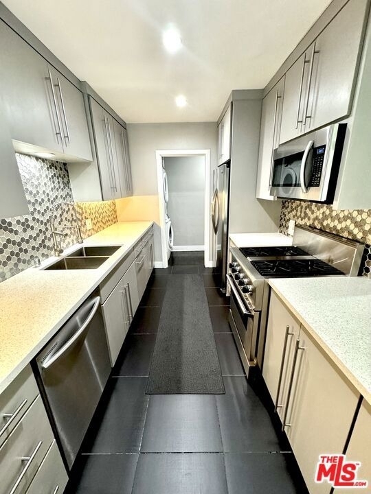 50 Elm Avenue - Photo 38