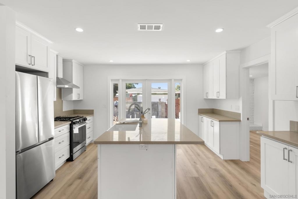 291 Ebony Avenue - Photo 9