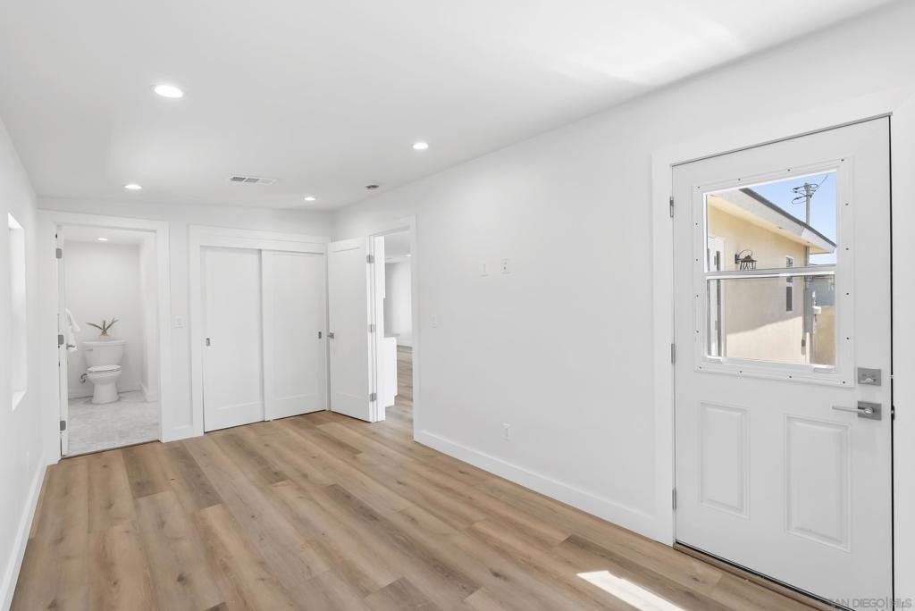 291 Ebony Avenue - Photo 23