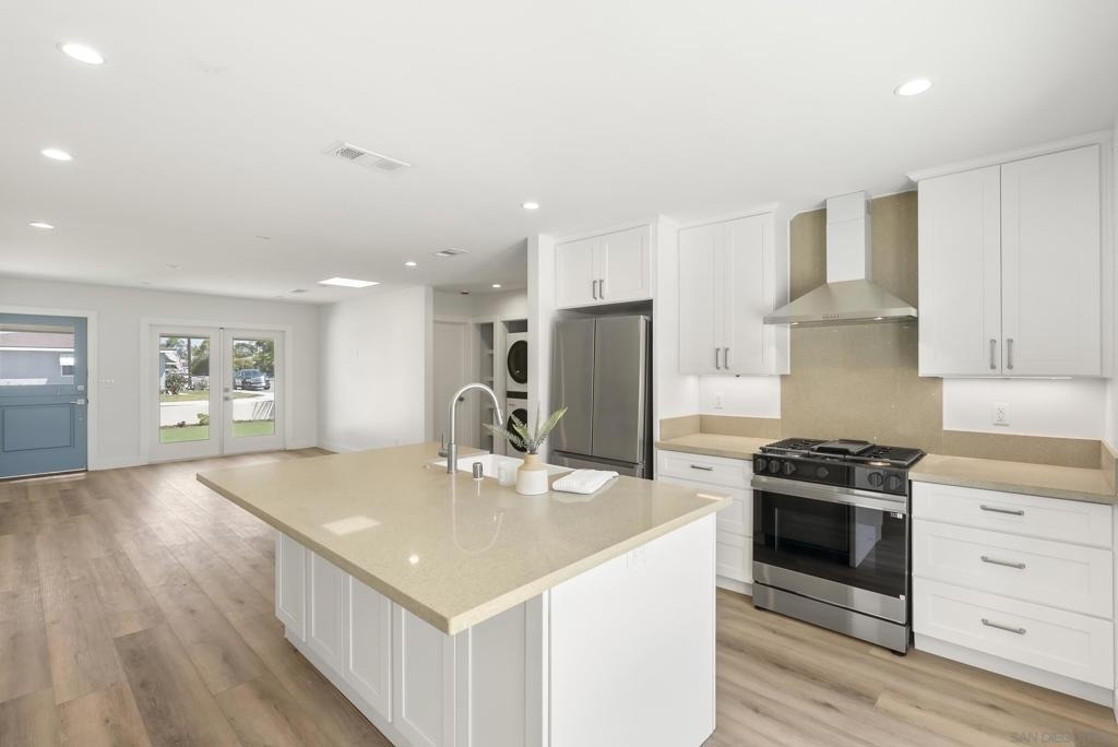 291 Ebony Avenue - Photo 11