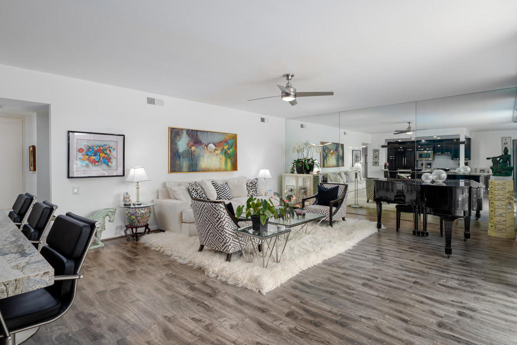 477 Desert Lakes Drive - Photo 3