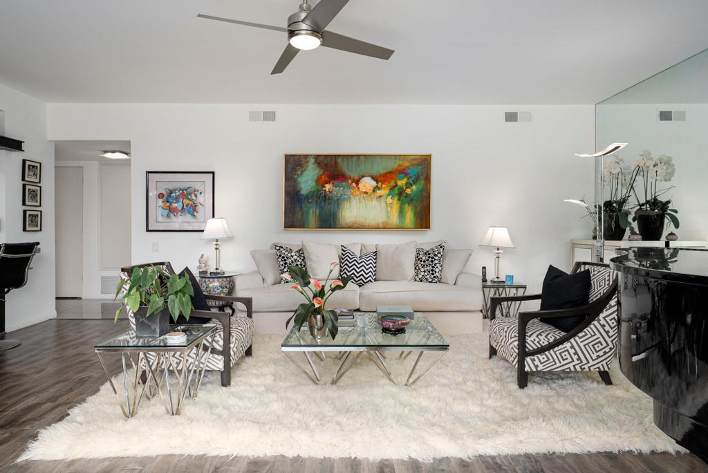 477 Desert Lakes Drive - Photo 4