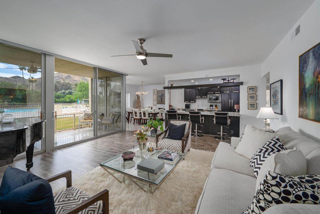 477 Desert Lakes Drive - Photo 5