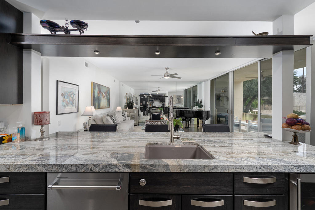 477 Desert Lakes Drive - Photo 10