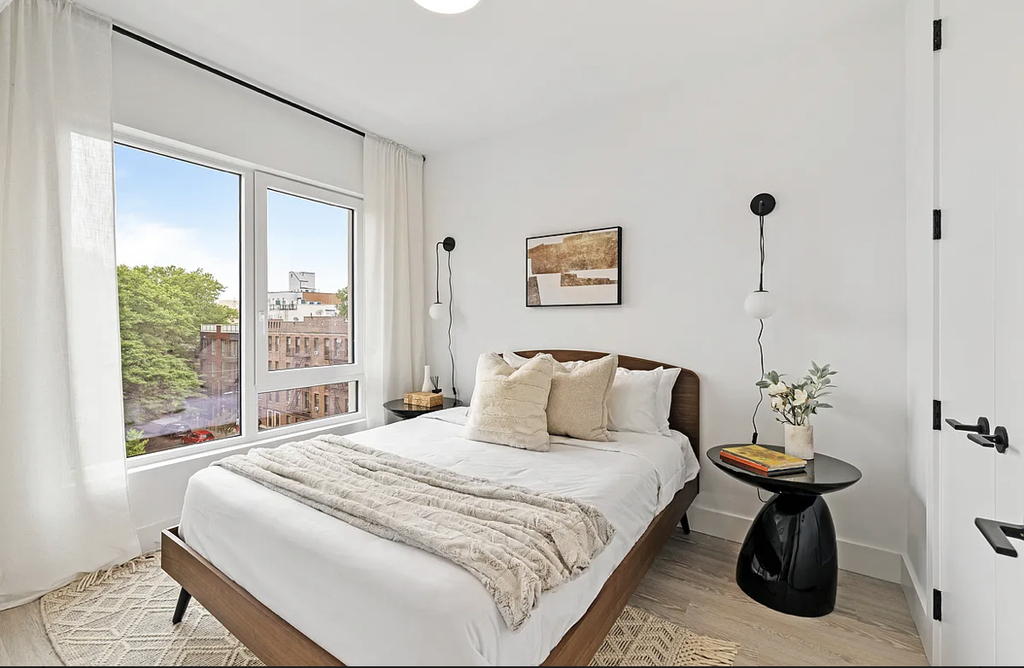 706 East 32nd Street - Photo 1