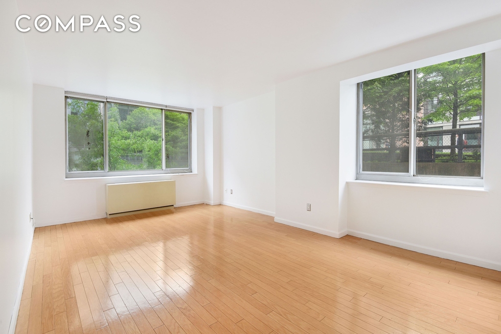 520 W 23rd Street - Photo 1
