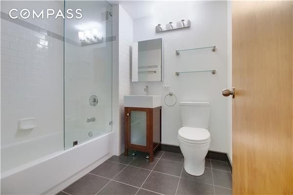 520 W 23rd Street - Photo 9