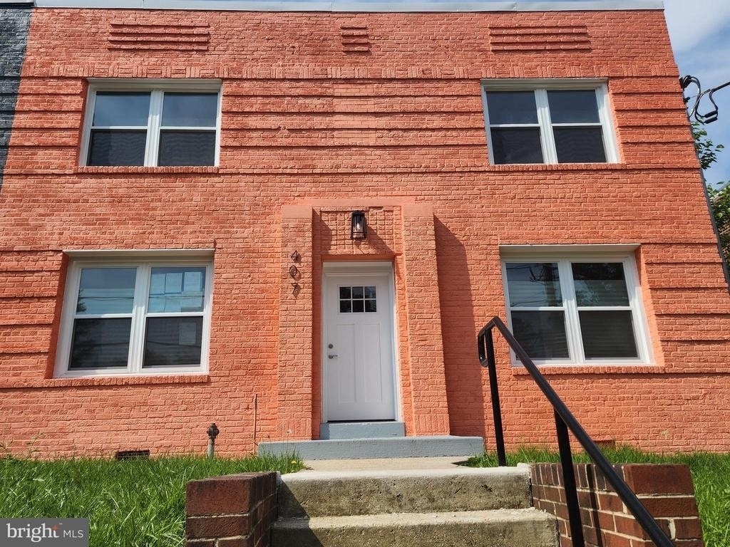 407 Mellon Street Se - Photo 0