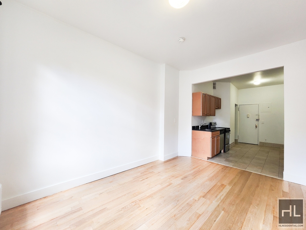 2nd Avenue - Photo 1