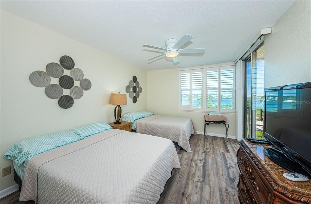 6081 Bahia Del Mar Circle - Photo 13