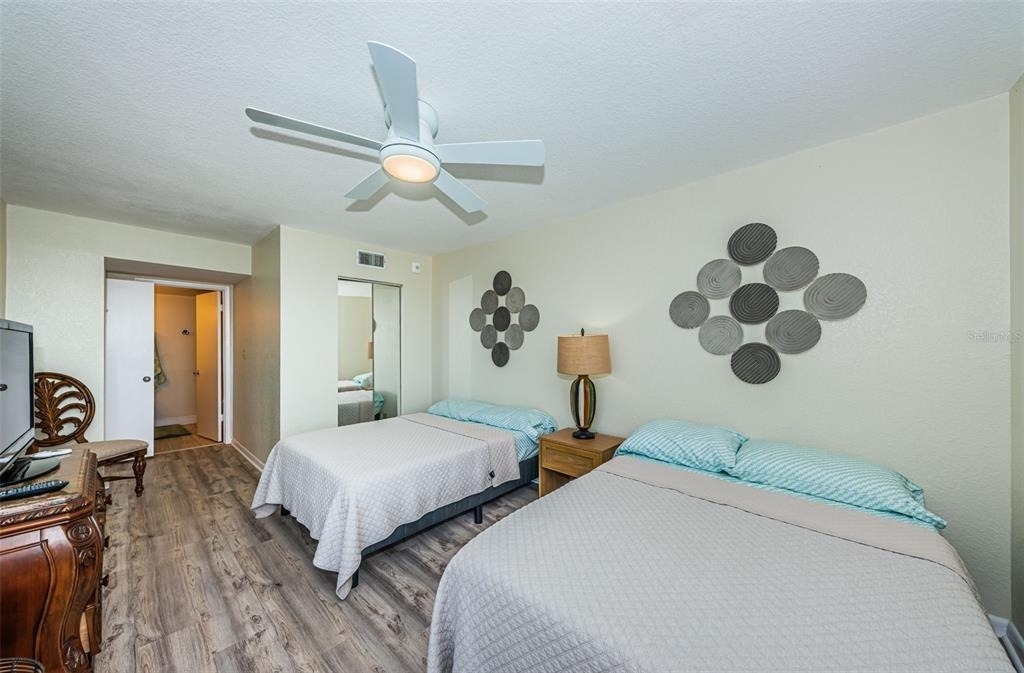 6081 Bahia Del Mar Circle - Photo 11