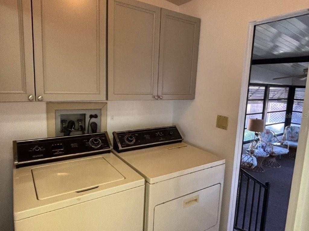 617 Webb Way - Photo 3