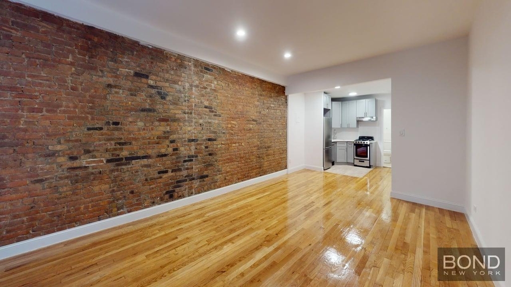 340 East 53rd Street - Photo 0