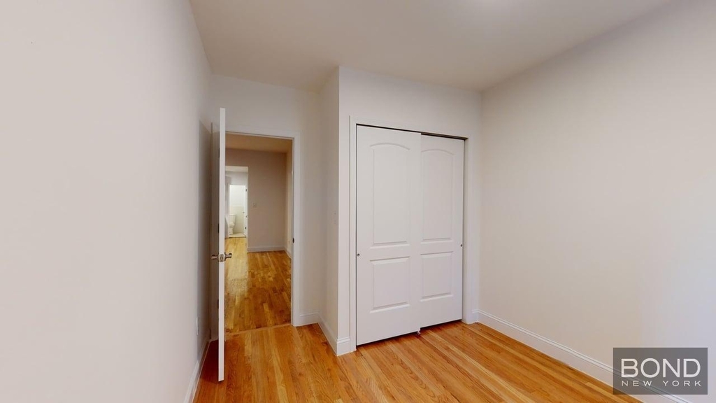 340 East 53rd Street - Photo 5