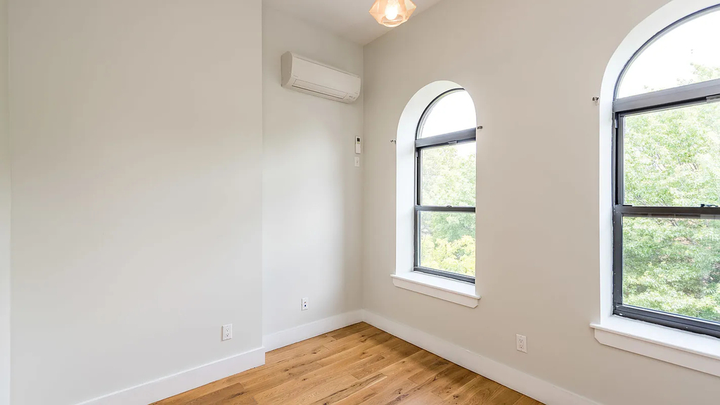  Central Avenue - Photo 8