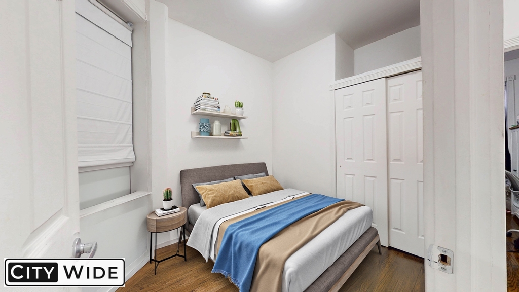 185 Avenue C - Photo 1