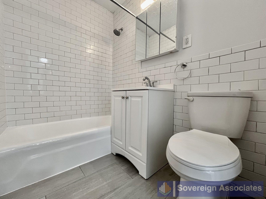 3333 Broadway - Photo 3