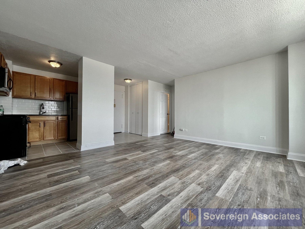 3333 Broadway - Photo 5