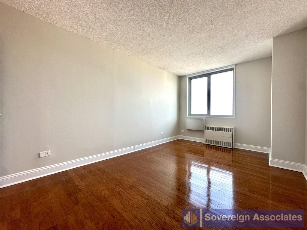 3333 Broadway - Photo 7