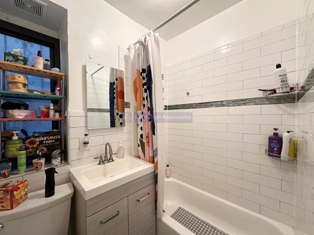 201 West 105th Street - Photo 8