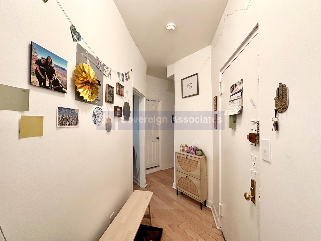 201 West 105th Street - Photo 14