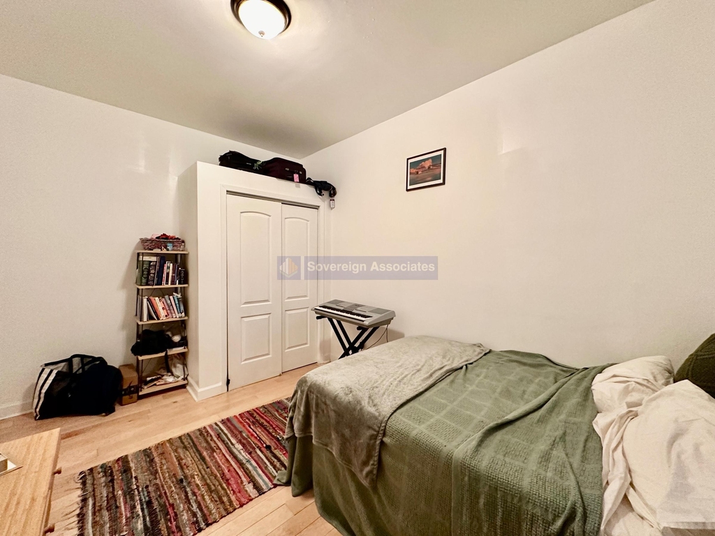 201 West 105th Street - Photo 11