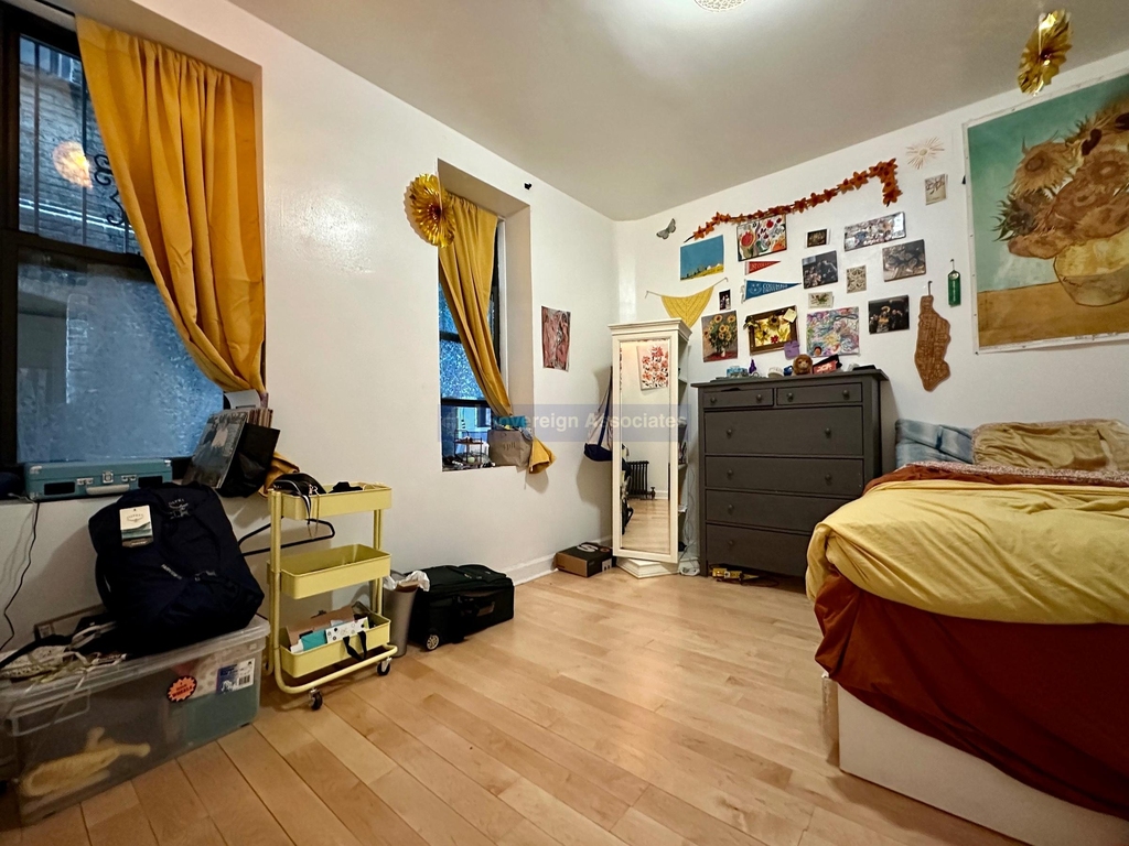 201 West 105th Street - Photo 16
