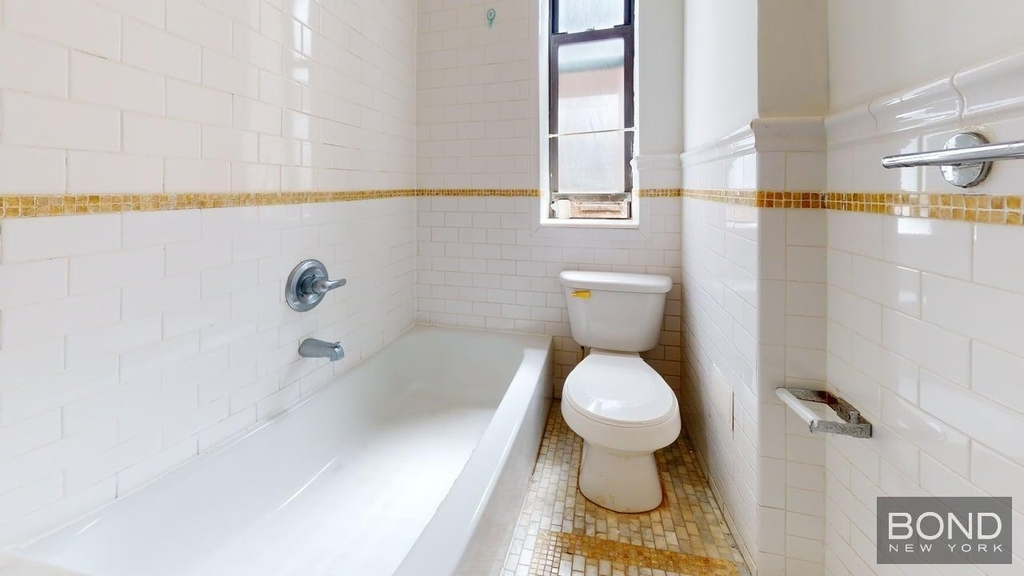 204 West 108th Street - Photo 5