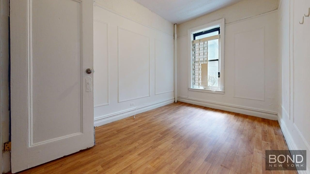 204 West 108th Street - Photo 7
