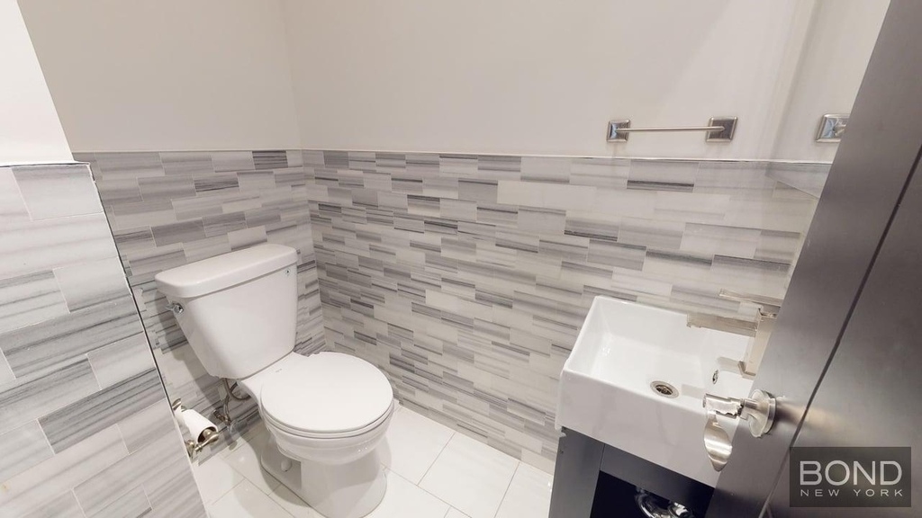 204 West 108th Street - Photo 6