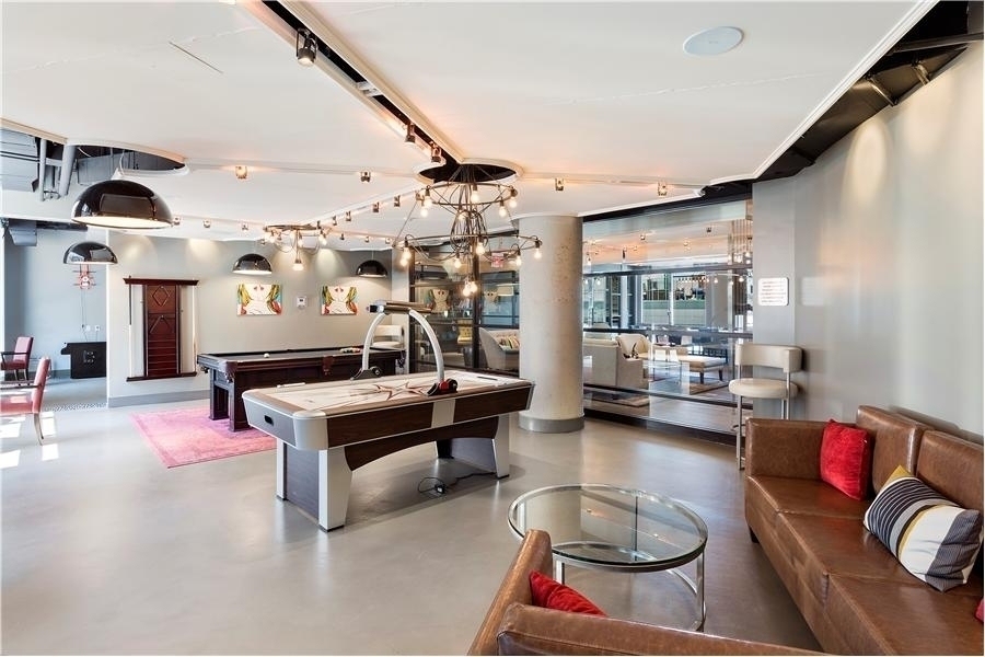 Rockwell Place - Photo 1