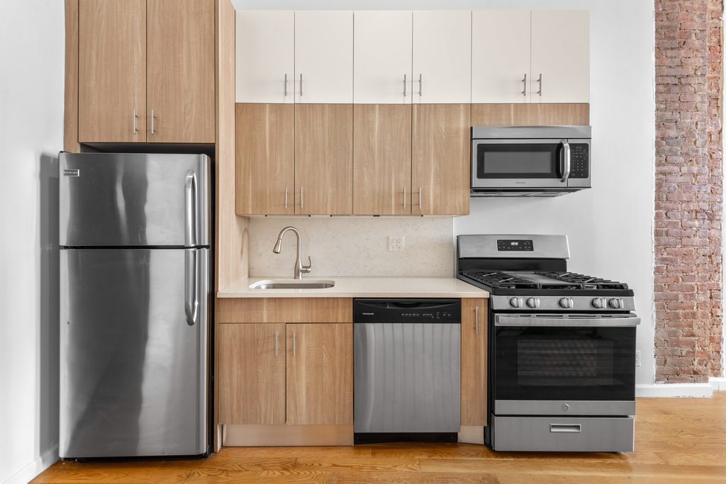 618 Bushwick Avenue - Photo 5