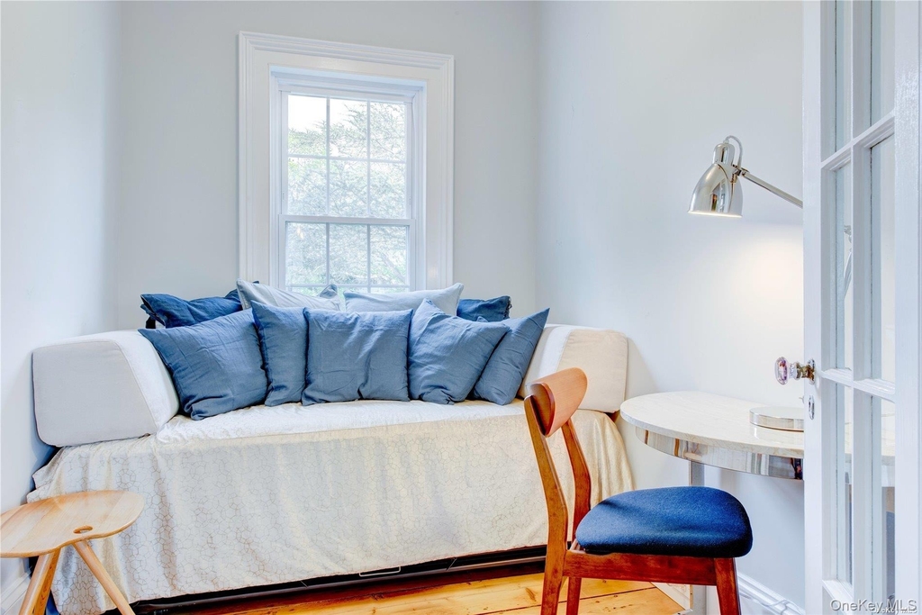 475 Youngs Avenue - Photo 6
